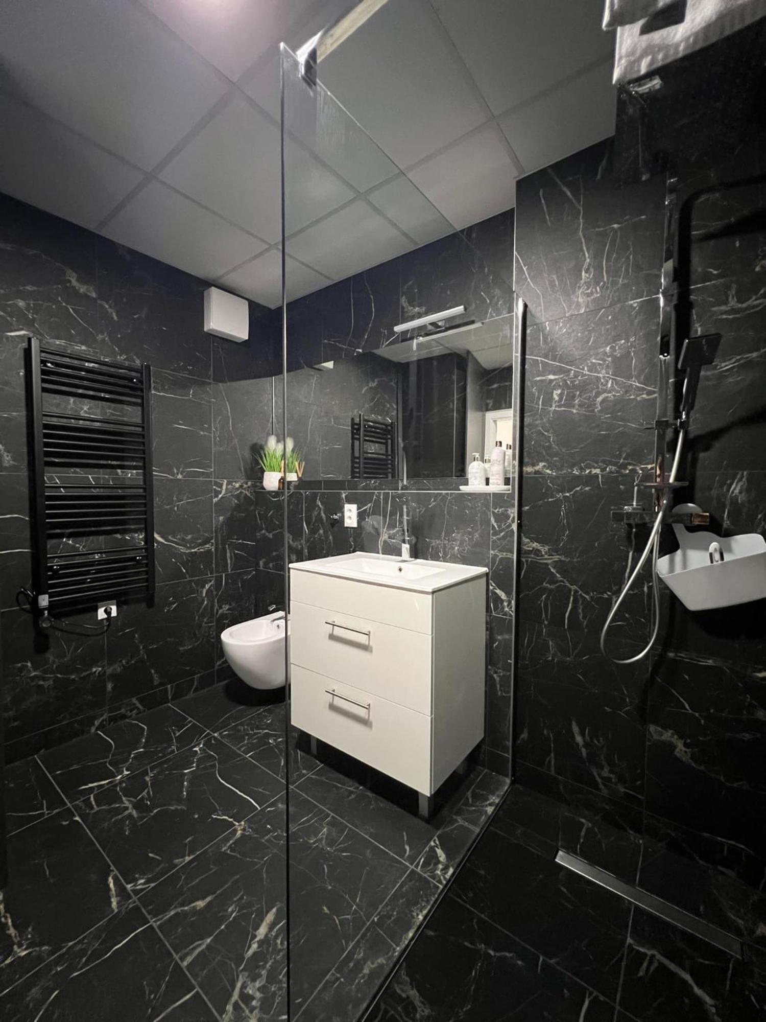 Harmonia Riva Apartman B11 Dunajska Streda Luaran gambar